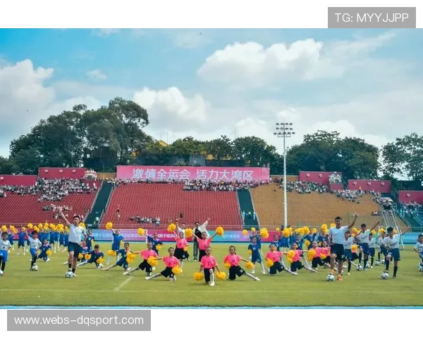 草根足球赛事参与人数回升，社区俱乐部活力再现